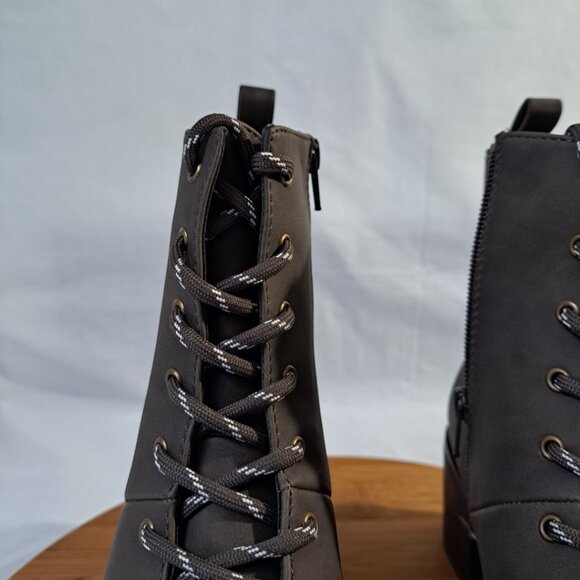 Avenue Size 8 Wide Evans Sloane Lace Up Ankle Boot Brown  Fit NWT - Picture 10 of 10